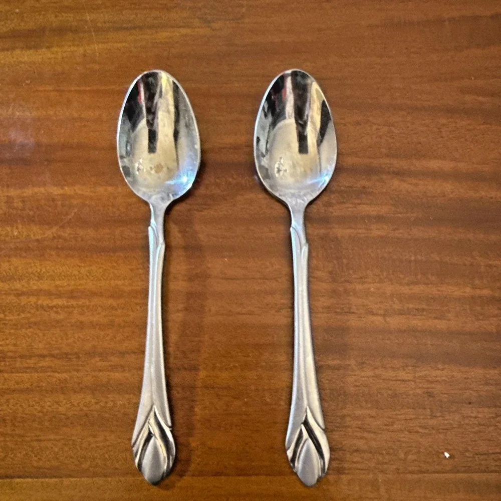 Hampton Silversmiths Stainless China 263 Oval Serving Spoon 8
